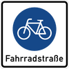Zu sehen ist ein Straßenschild, welches auf die Fahrradstraße hinweist